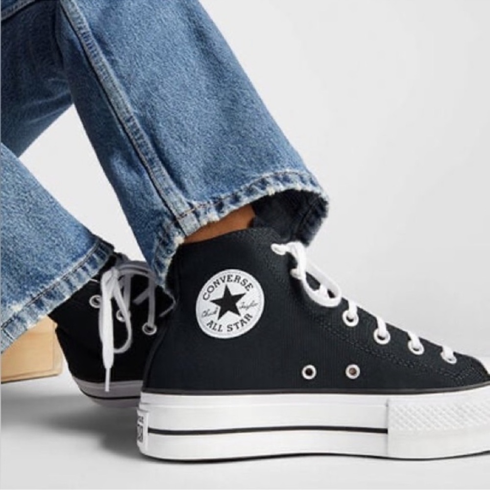 Converse Women's Chuck Taylor All Star Lift Platform Sneakers Black | LIKE NEW
